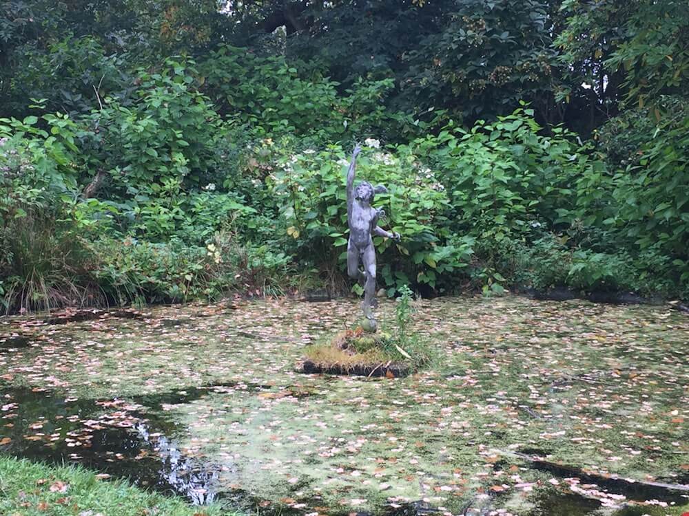 mercury statue tatton