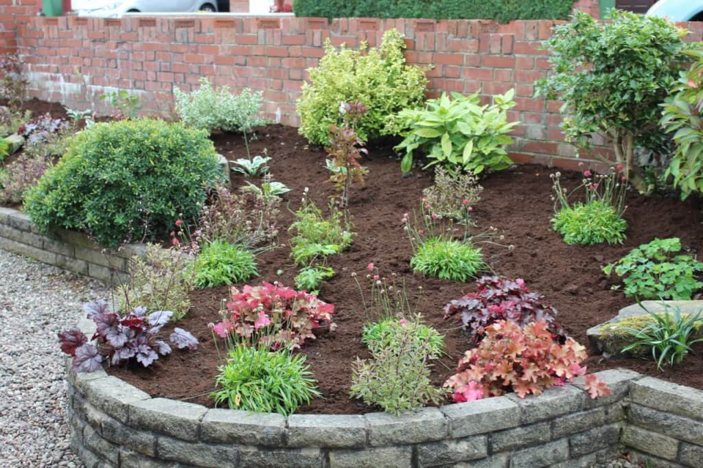 A newly planted up front garden by Garden Ninja