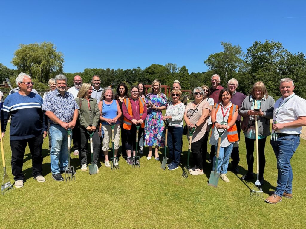 Volunteers for the northern star garden