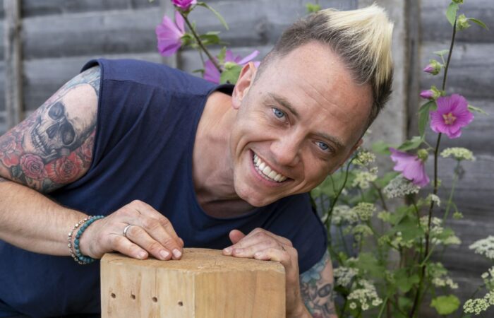 Lee Burkhill gardening guides